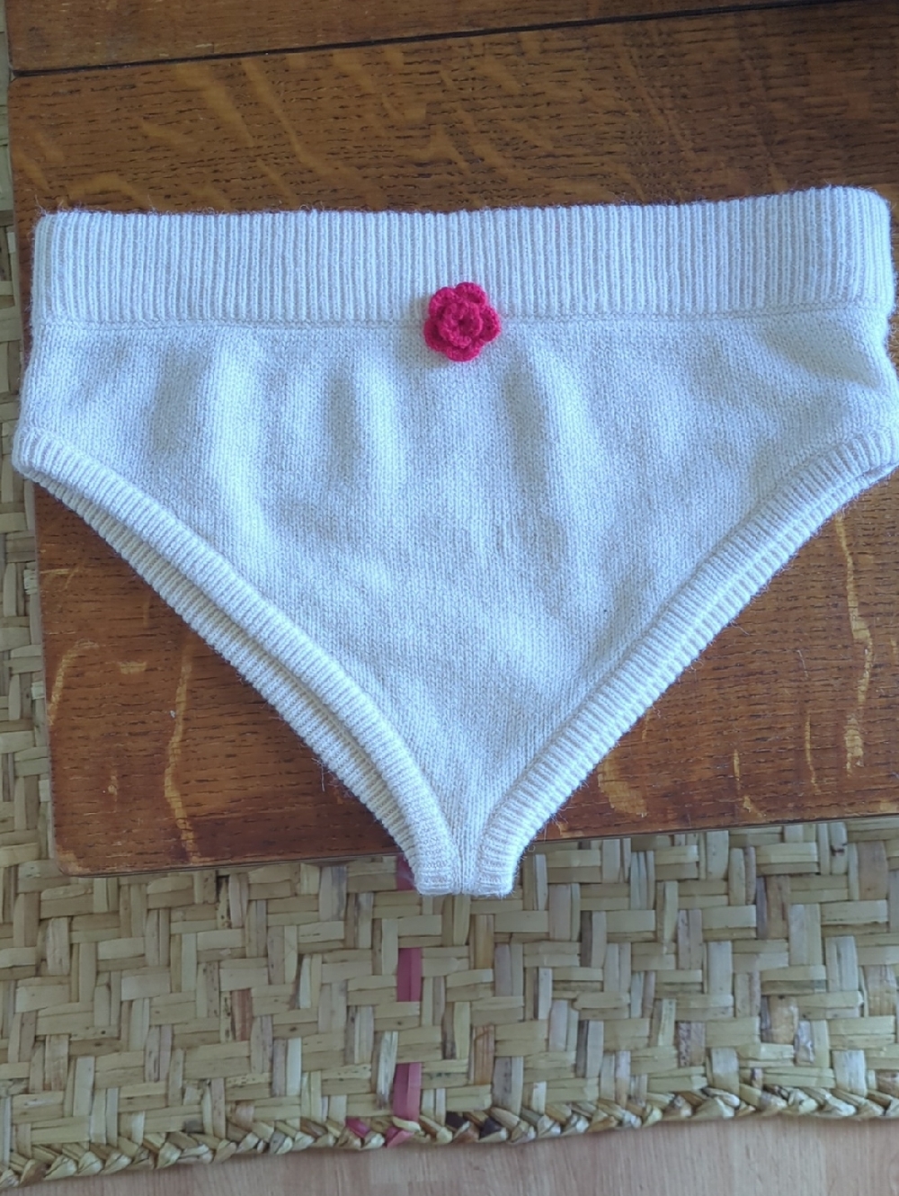 NWT For Love & Lemons Ellie Knit Shorts Size Medium